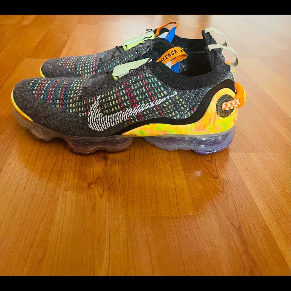 Women’s Authentic Nike Air Vapormax 2020